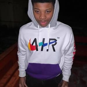 Meet your Posher, Dylan